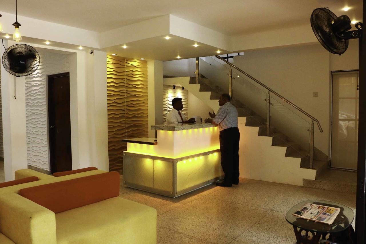 Hotel Sunshine Colombo Exterior foto